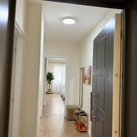 Apartment Dennys Lincoln Center