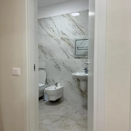 Apartment Dennys Lincoln Center