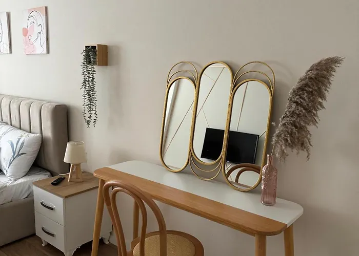 Dennys Lincoln Center Tirana